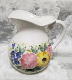 手描きの花瓶　花器　水差し　装飾品　陶器製　レトロ