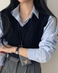 ニットベスト