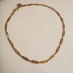 GIVENCHY ゴールドカラー ロゴ ネックレス