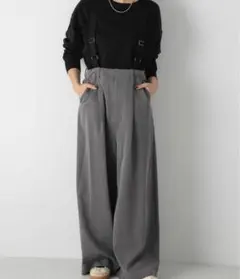 アーバンリサーチ　サニーレーベル　サスペンダー付きタックパンツ　グレー