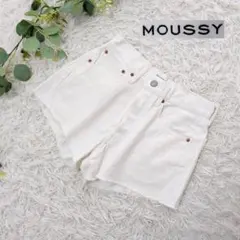 美品❗️【MOUSSY マウジー】白デニムショートパンツ 綿100%のサムネイル