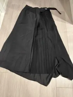 PAGEBOY黒 プリーツ ロングスカート アシンメトリー