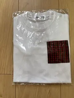 ファミリア　Tシャツ