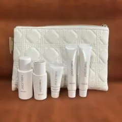 2025年最新】フェアルーセントミニボトルセットの人気アイテム - メルカリ