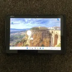 裕④☆Win11☆富士通☆Q704☆タブレット☆おまけOS☆質問NG☆返品不可