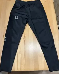 LIVESTRONG ルースイソンブラ　ロングパンツ 黒