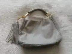 サザビー　レザー ハンドバッググレージュタッセル付