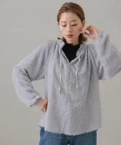 極美品✨　ライトグレー❤️　サニーレーベル　フリンジジャガードレイヤーブラウス