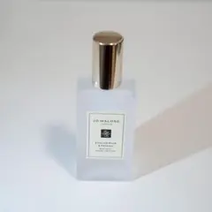 Jo Malone London イングリッシュ ペアー＆フリージア ヘアミスト
