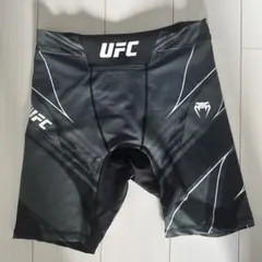 UFC Venum ショートパンツ ブラック/グレー