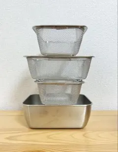 ベルメゾン　ザルとバットの4点セット　ステンレスのサムネイル