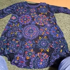 長袖ティーシャツ