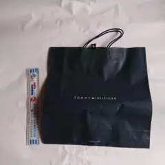 トミーヒルフィガー紙袋