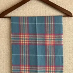 水色とピンクのチェック柄マフラー