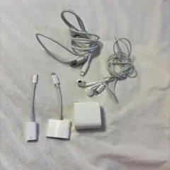 Lightningケーブルとイヤホンとアダプタセット