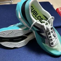 新品　ニューバランス　フューエルセルスーパーコンプエリートV4 25.5