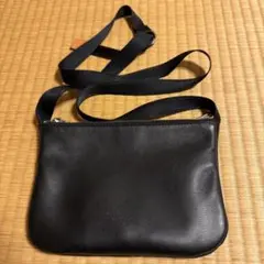 UNITED TOKYO カーフレザーサコッシュM/ミニショルダー