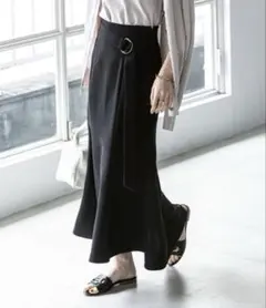 美品　NOBLE ロングベルトマーメイドスカート ブラック　サイズ34