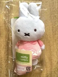 ミッフィー　タイトーくじ　D賞　マスコットバッジ