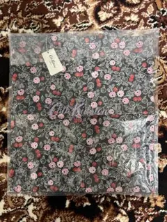 Cath Kidston トートバッグCherry Gardens(Black)