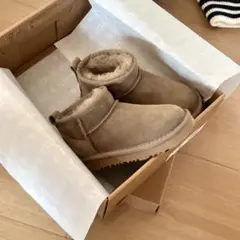 UGG ベージュ ショートブーツ