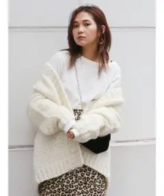 ungridハンドボリュームニットカーディガンす