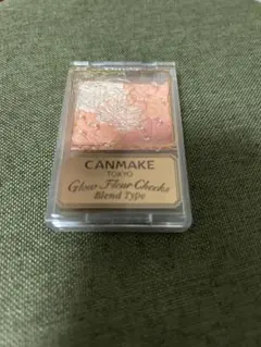 CANMAKE Glow Fleur Cheeks B01