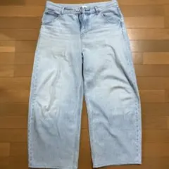 UNIQLO バギーカーブジーンズ　ライトブルー