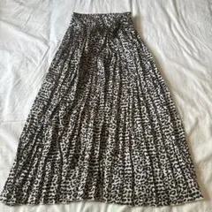 PAGEBOY ページボーイ　ヒョウ柄ロングスカート