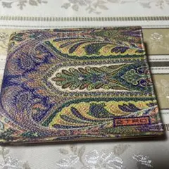 超美品　ETRO ペイズリー柄 二つ折り財布