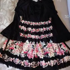 ゴスロリ・ロリータドレス 黒 花柄