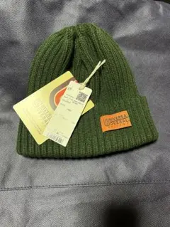 ユニバーサル オーバーオール ニット帽 グリーン　フリーサイズ ニットキャップ