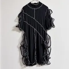 【極美品】リルリリー lillilly リブフリルワンピース　黒　春夏　お出かけのサムネイル