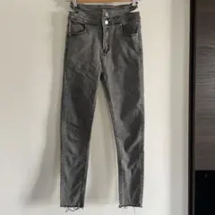 ダークグレー スキニーデニム Mサイズ