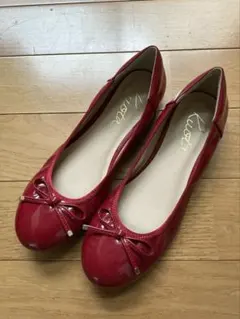 エナメル調リボン付きレッドバレエシューズ　24
