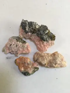 菱マンガンインカローズ原石4個セット　インカローズ原石　観賞石
