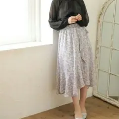 イーハイフン 花柄ラップフレアスカート ラベンダー F ウエストゴムのサムネイル