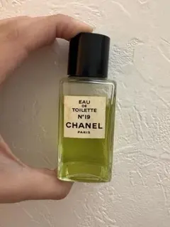 50ml CHANEL Eau de Toilette N°19 香水