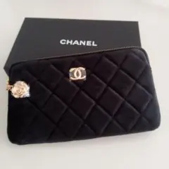 CHANEL ブラック キルティングポーチノベルティ、新品