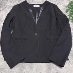 アンタイトル ノーカラージャケット 黒 通勤通学 美シルエット (M) コットン
