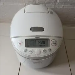 三洋 ECJ-XW180 炊飯器 1.8L ホワイト　ジャンクのサムネイル