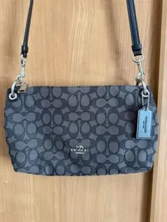 COACH ロゴパターン ショルダーバッグ