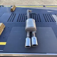 プリウス30型　ガナドールマフラー　中古 GANADOR ガナドール ステンレス マフラー モデリスタリアスカート専用