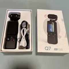 Q7 CCD Digital Camera （開封済みほぼ未使用）