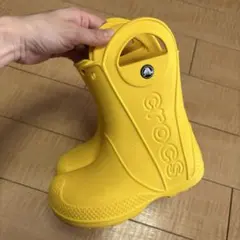 Crocs イエロー 長靴 持ち手付き　18センチ