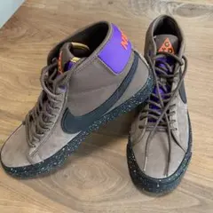 ★新品未使用★NIKE ミドルカットスニーカー Blazer MId