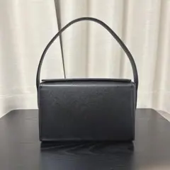 ジバンシー レザーワンハンドル バンドバッグ ブラック 光沢