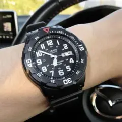 カシオ　アナログ腕時計　未使用品　フルブラック