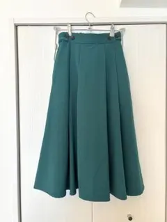 Te chichi テチチ　ミモレ丈　フレアスカートのサムネイル