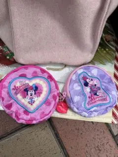 ディズニー　パルパルーザ ミニーのファンダーランド　カプセルトイ　ポーチ